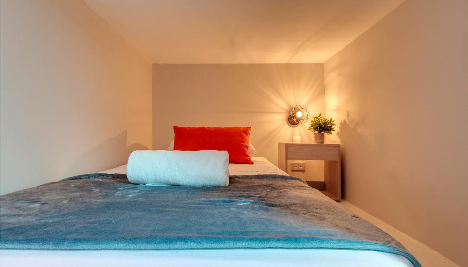 Hostel Dorado Plaza Getsemani Картахена Экстерьер фото