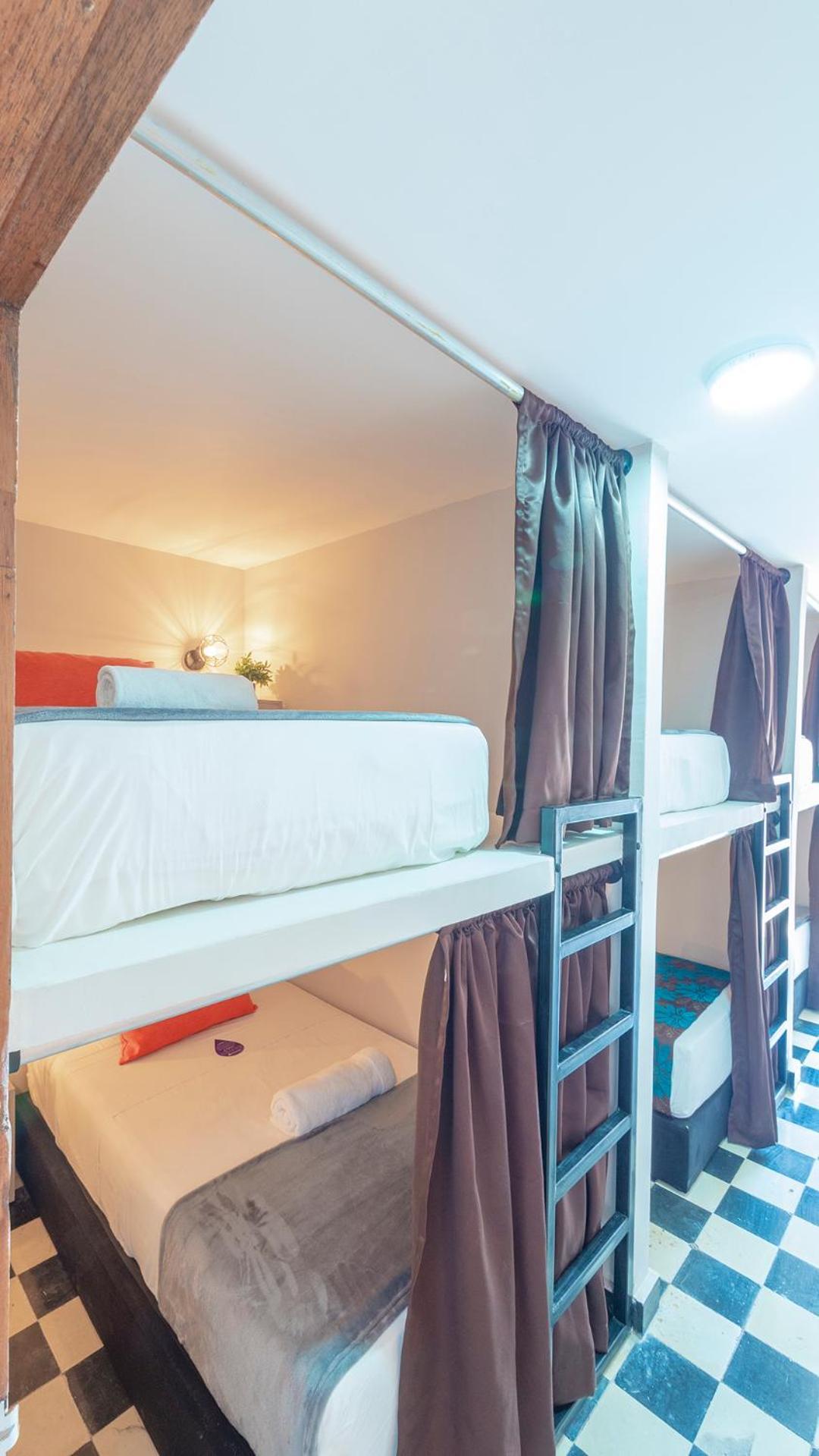 Hostel Dorado Plaza Getsemani Картахена Экстерьер фото