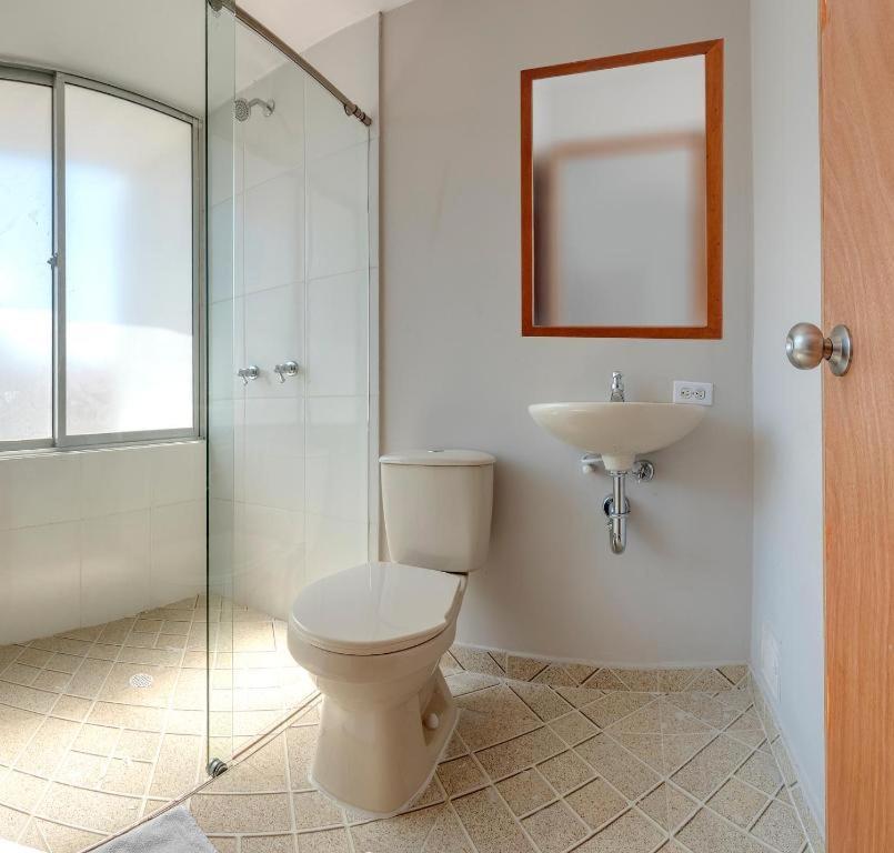 Hostel Dorado Plaza Getsemani Картахена Экстерьер фото